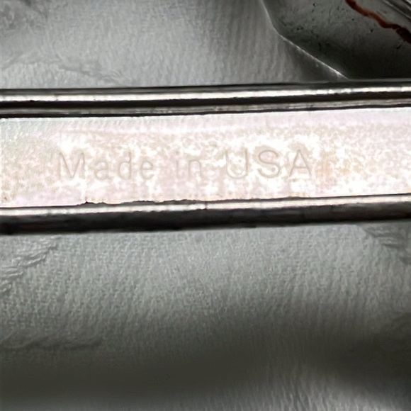 Vintage LARGE Full Body Metal Mickey Mouse Cookie Cutter with handle Made in USA - Picture 5 of 7